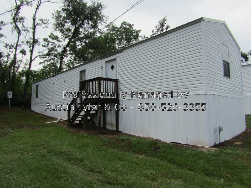 2987 Tracy Dr - Photo 2 of 10