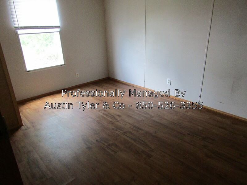 2987 Tracy Dr - Photo 3 of 10