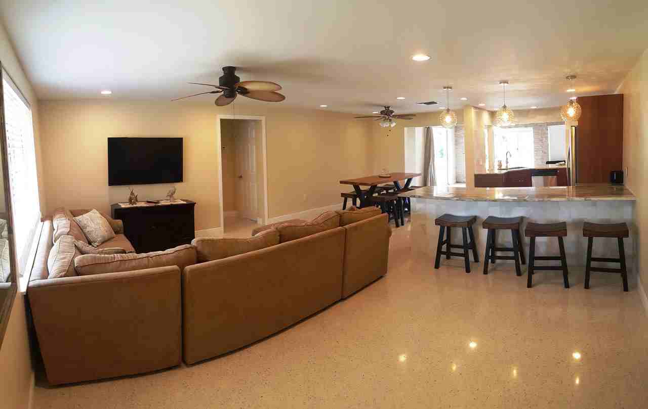 327 Avenida Milano - Photo 2 of 32