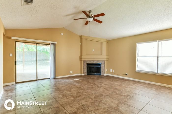 5367 Chestnut View Dr - Photo 3 of 16