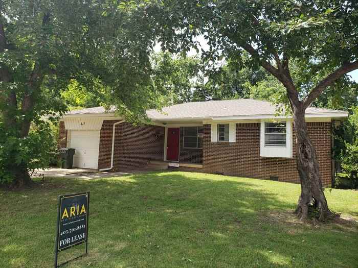 517 Inwood Dr