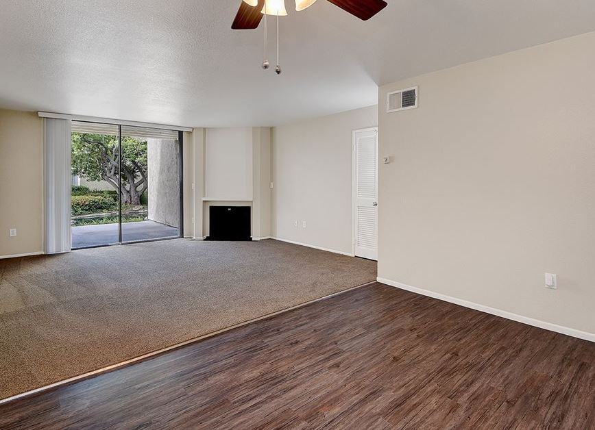 LAKE DIANNE - Photo 4 of 9