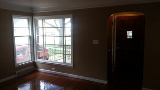 10021 Grayfield - Photo 2 of 13