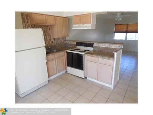 2611 NW 64th Terrace - Photo 2 of 5