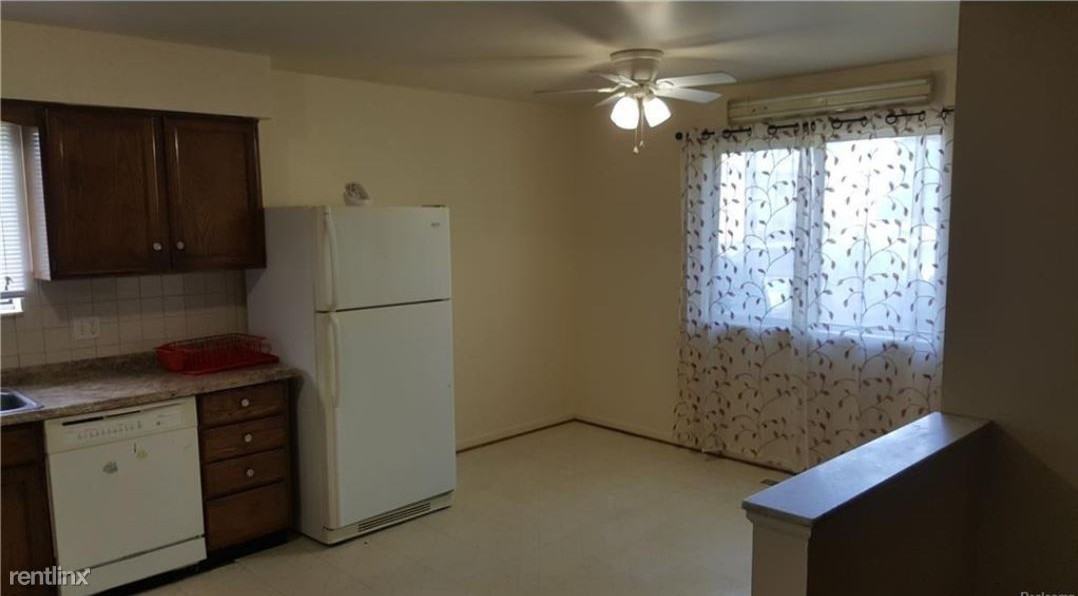 31779 Ryan Rd - Photo 3 of 12