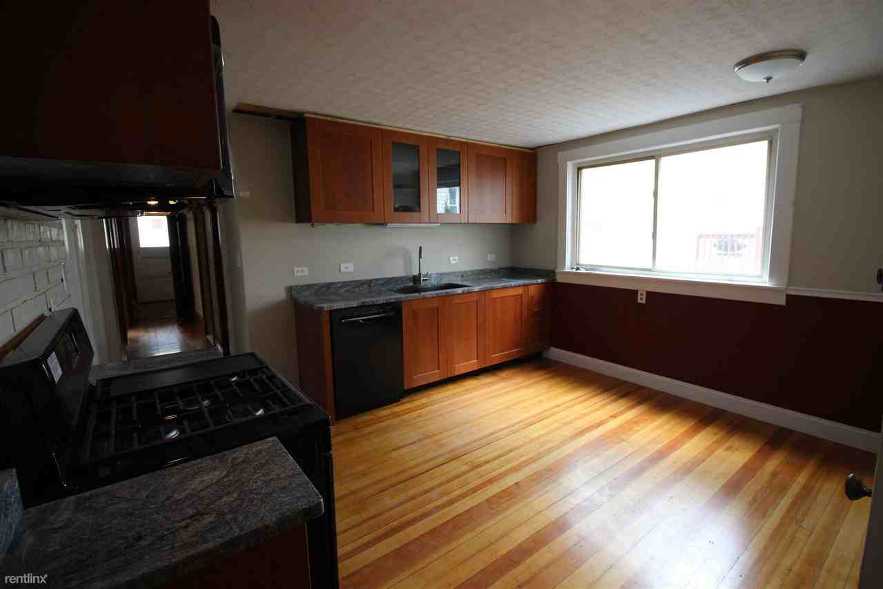 81 Conwell Ave - Photo 2 of 4