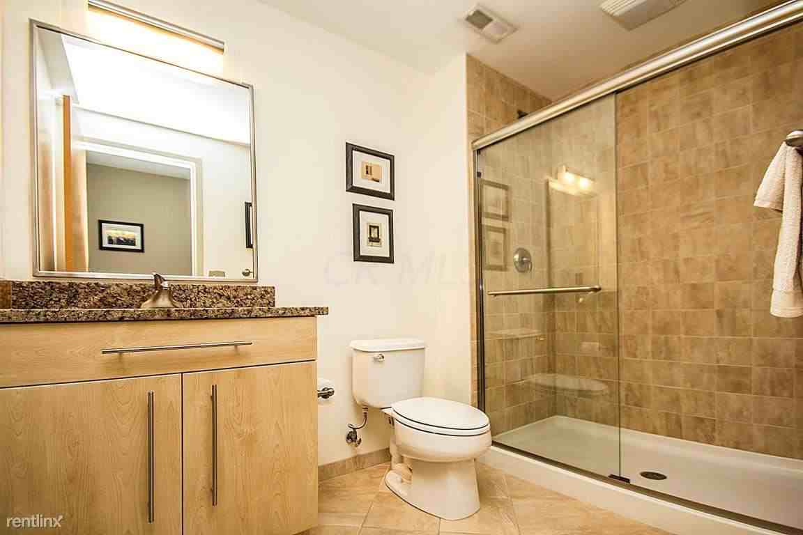 100 E Gay St - Photo 3 of 15