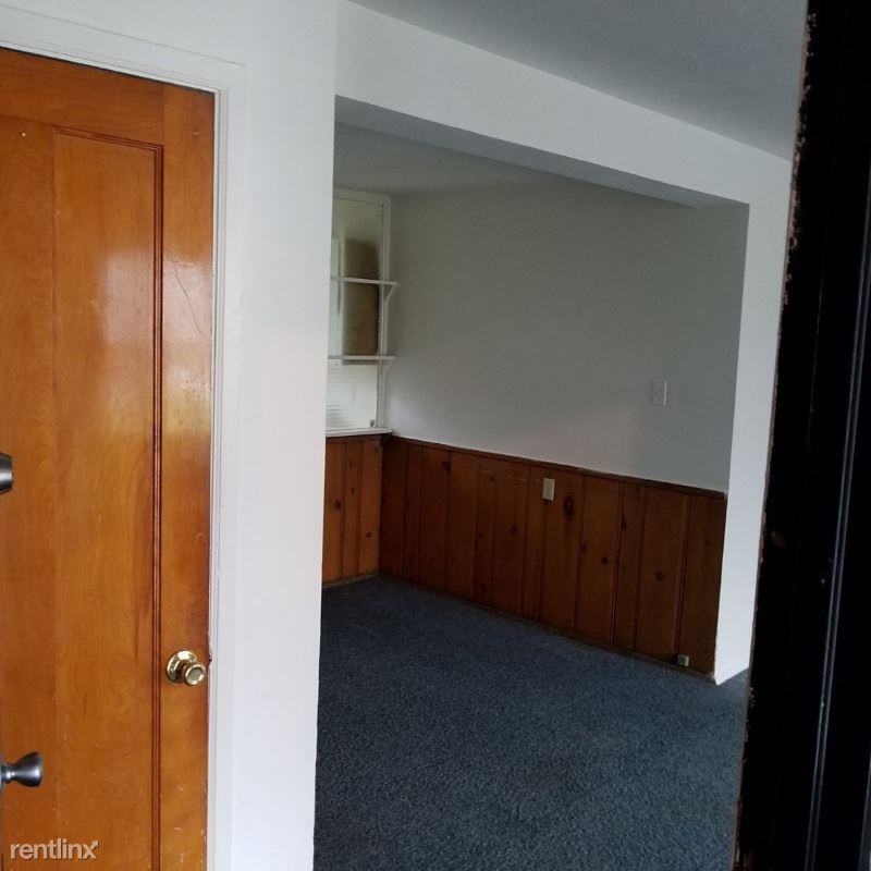 974 Debbe Lane 6 - Photo 2 of 7