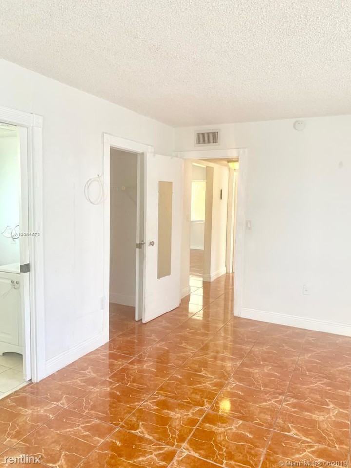 8520 SW 133rd Avenue Rd - Photo 3 of 15