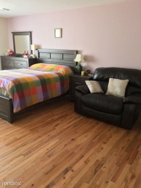 193 Forest Dr - Photo 2 of 10