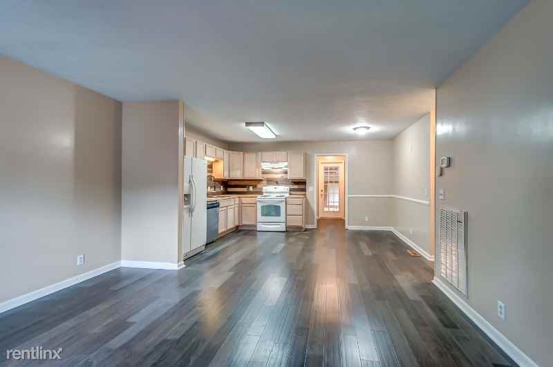 3153 E Lake Dr - Photo 3 of 16