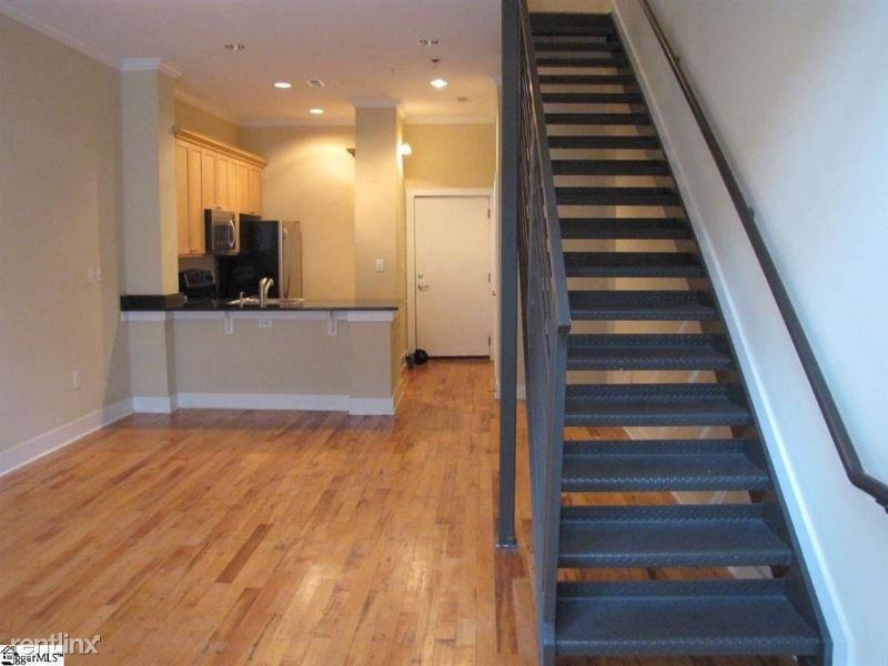 101 West Court Street 226 - Photo 3 of 10