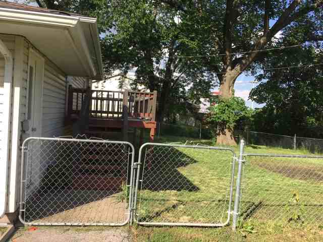 33645 Scott St - Photo 3 of 35