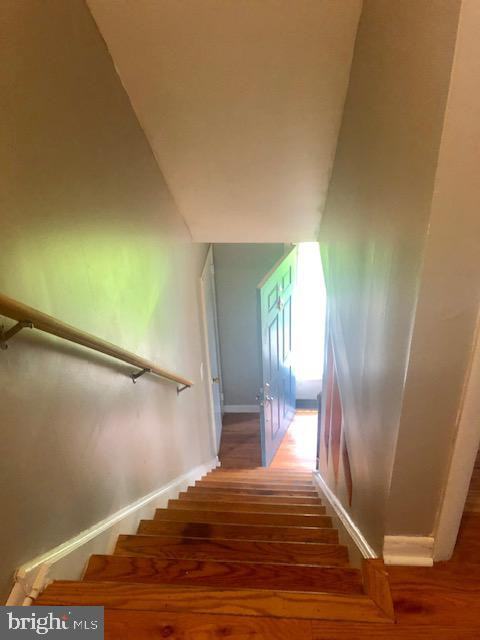 456 S Arthur Dr - Photo 3 of 23