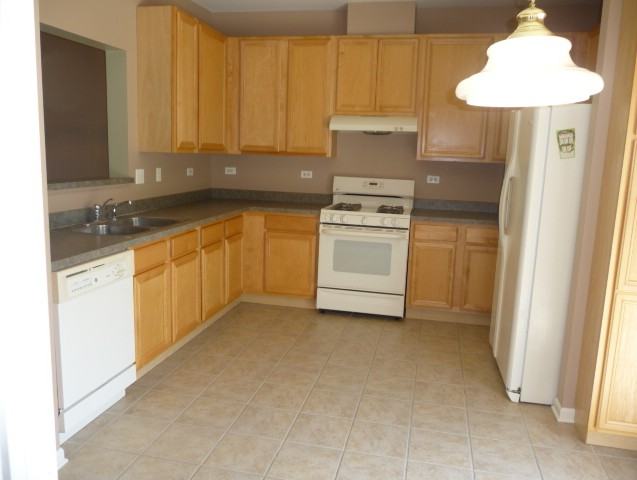 911 Pheasant Trail - Photo 2 of 18