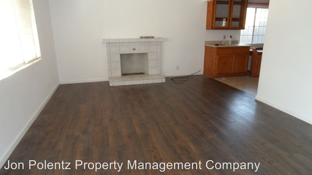 11952 Blackmer St - Photo 3 of 21