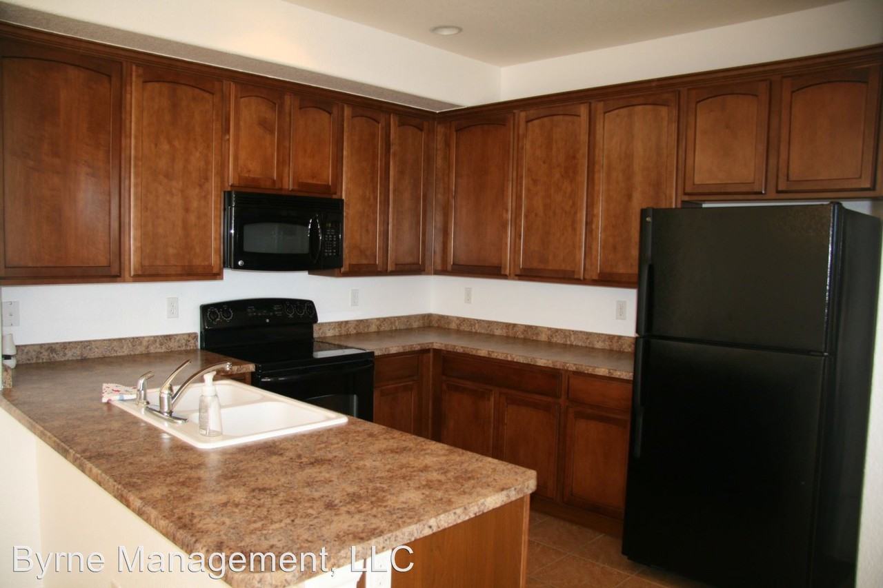 8726 Quinn St - Photo 2 of 15