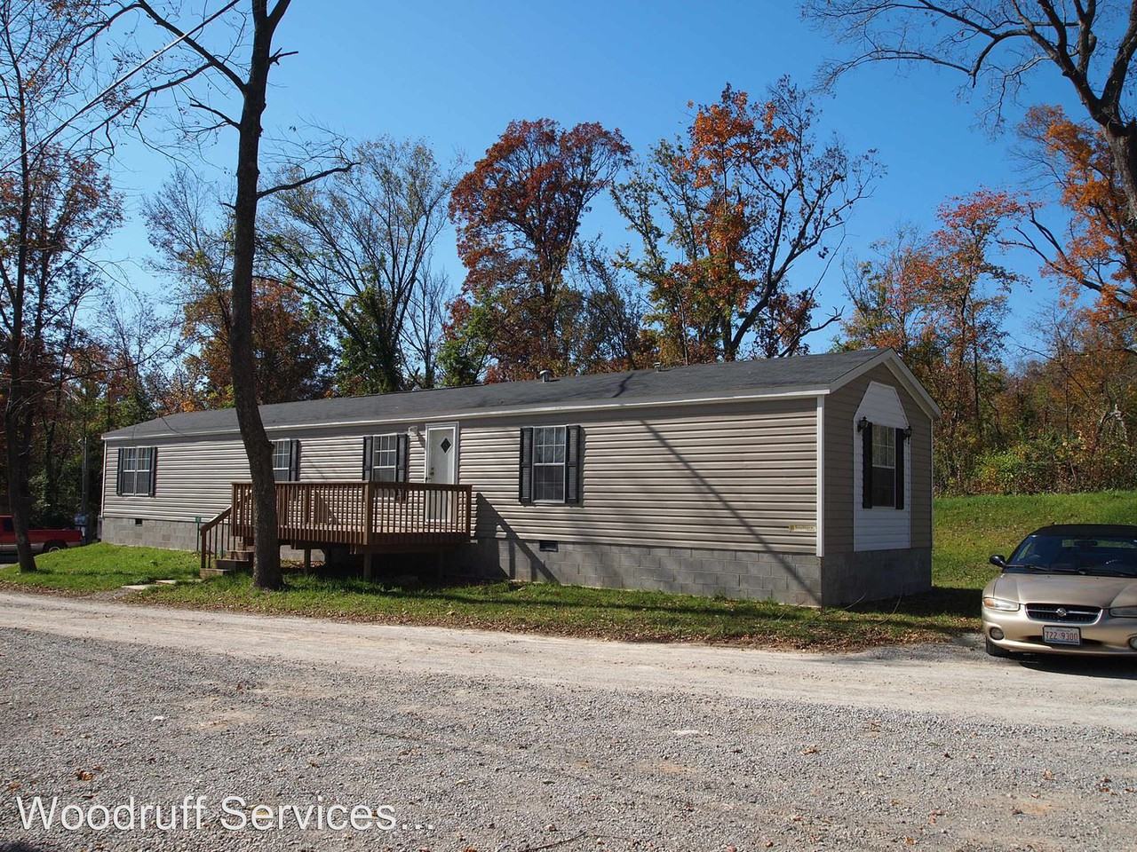 185 Oak Hills Ln - Photo 2 of 36