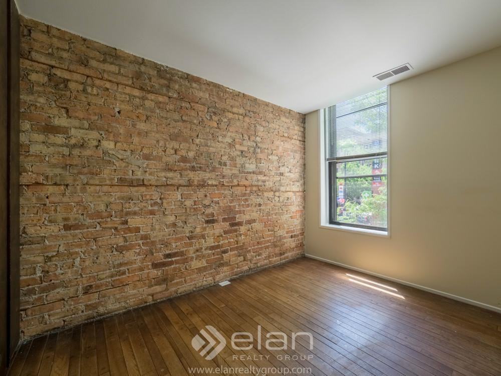 2908 N Broadway - Photo 3 of 6
