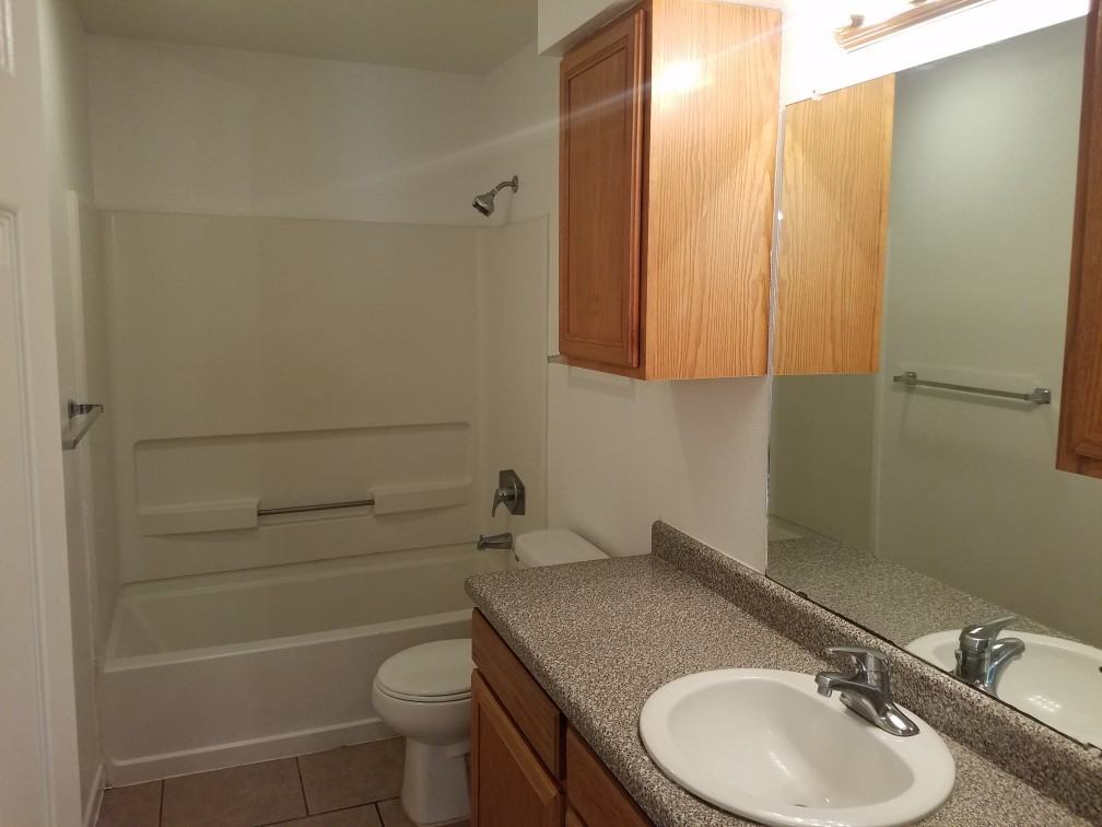 1209 W Goodwin St #A - Photo 4 of 4