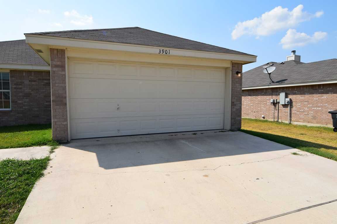 3901 Bolivar Dr - Photo 2 of 21