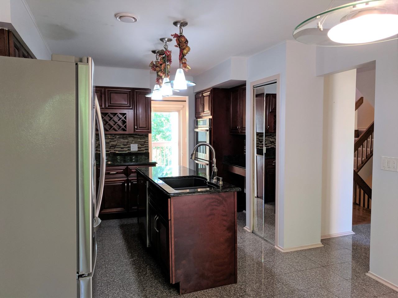 5521 Walnut Cir W - Photo 3 of 22