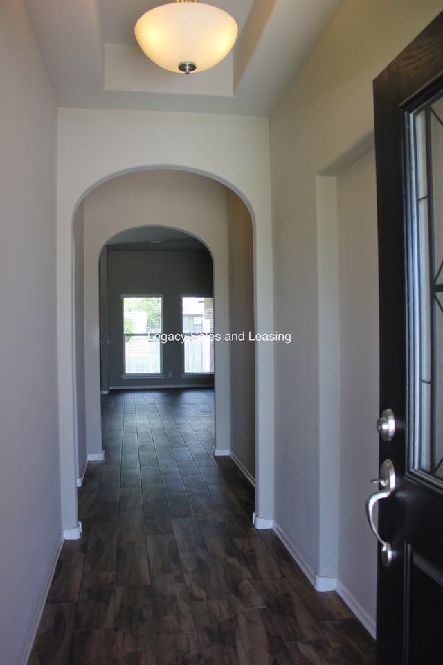 11312 S Cleveland St - Photo 3 of 22