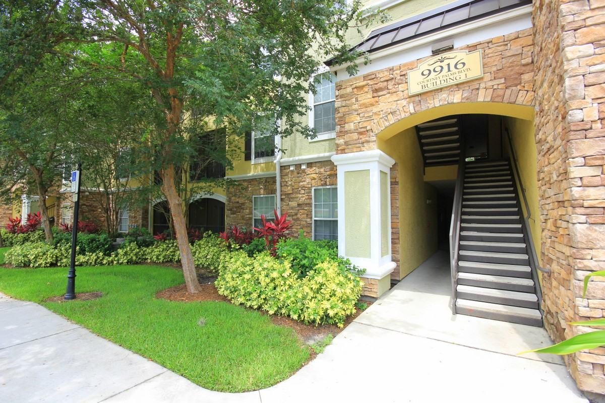 9916 Courtney Palms Blvd #103