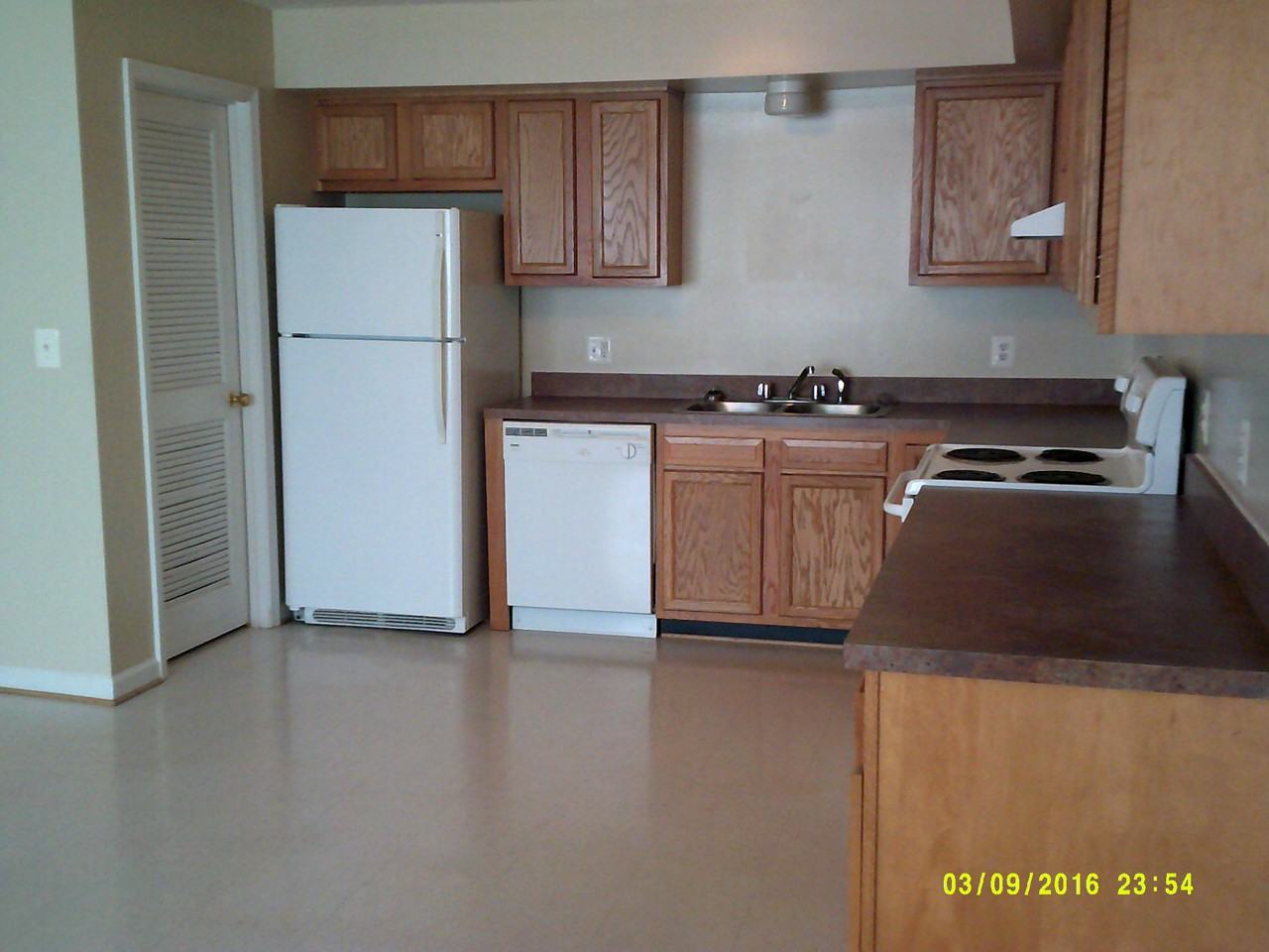 14855 Porterfield Dr - Photo 3 of 19