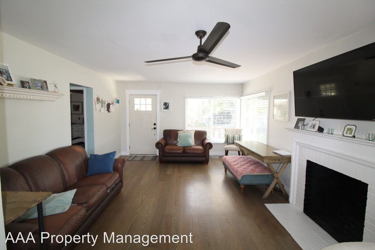 2080 Ricardo Dr - Photo 2 of 14