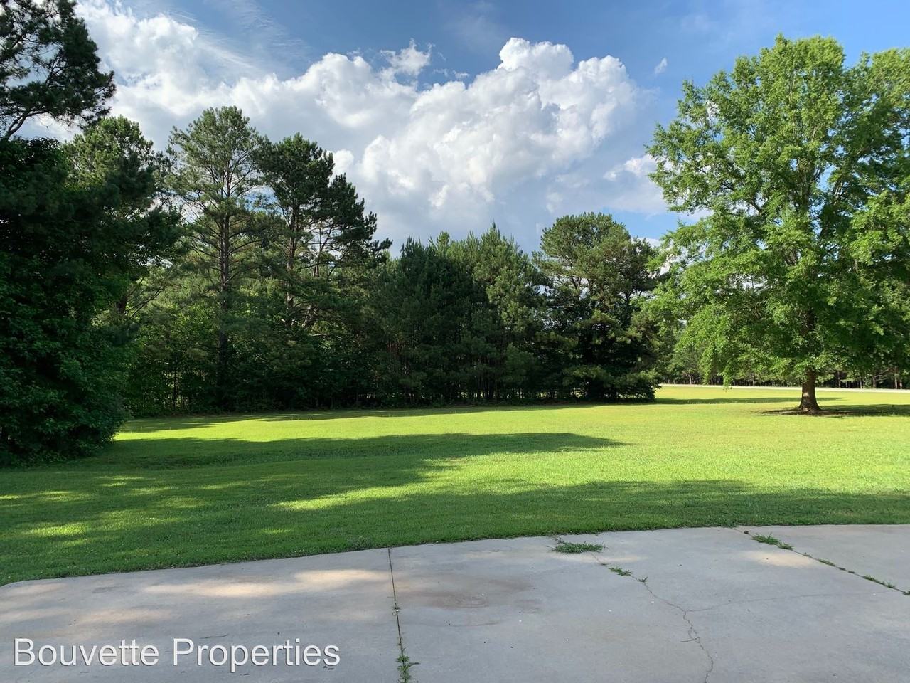1079 Antioch Rd - Photo 2 of 24
