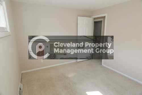 30113 Robert St - Photo 3 of 10