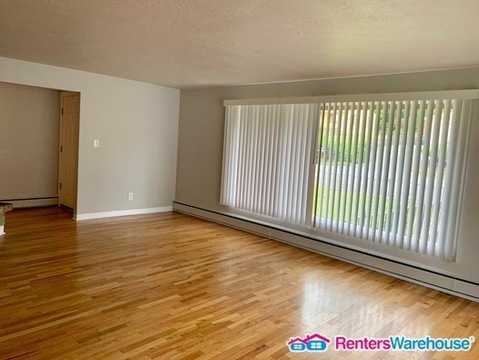 5927 Fleming St Uppr Unit #Unit - Photo 2 of 17