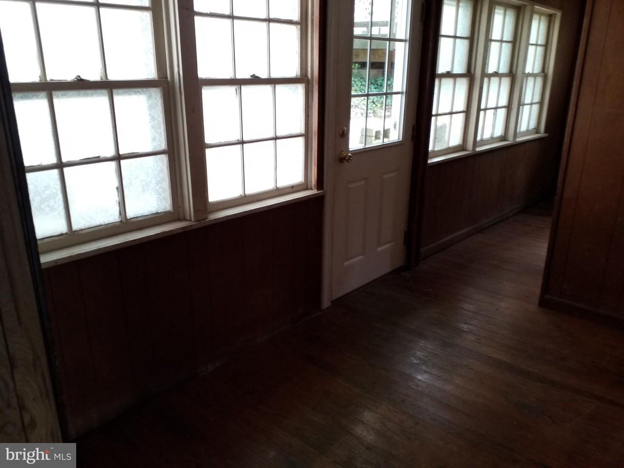 125 Gravel Pike - Photo 2 of 10