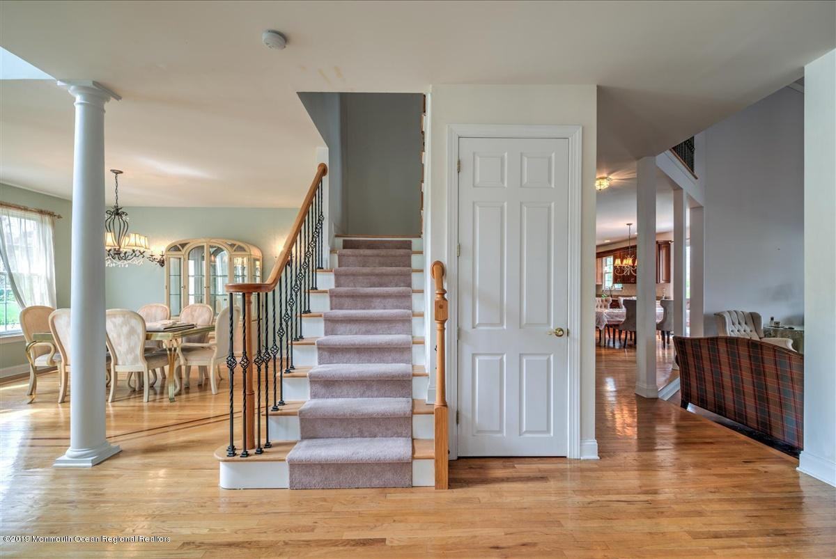 23 Conor Rd - Photo 3 of 20