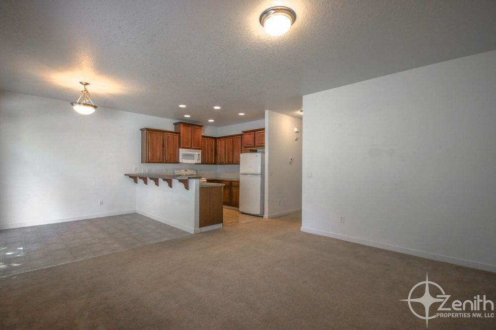 7021 Ne 55th St - Photo 2 of 14