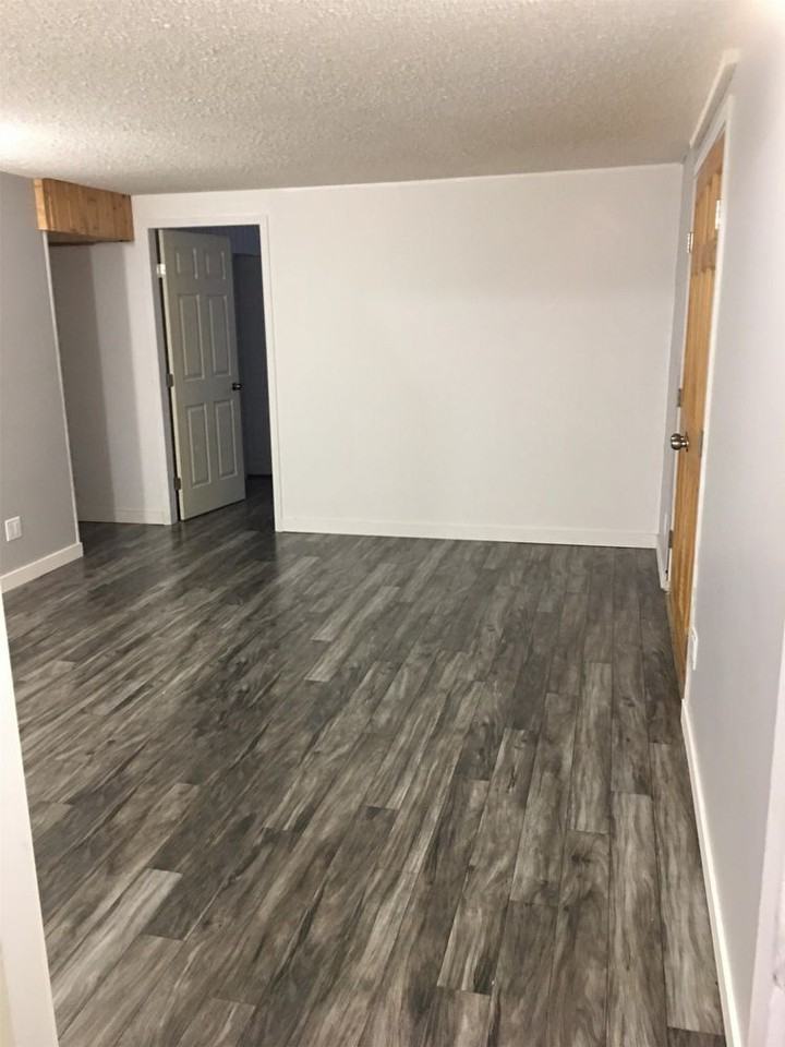 2775 Hammond Avenue - B - Photo 3 of 5