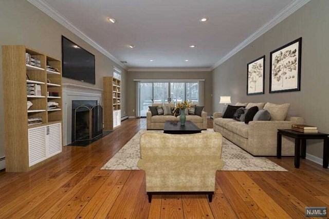 2 Black Oak Ln - Photo 3 of 24