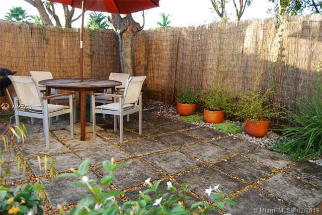 7738 NW 113 path - Photo 2 of 16