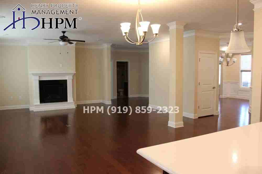 2024 Poplar High Place - Photo 2 of 15