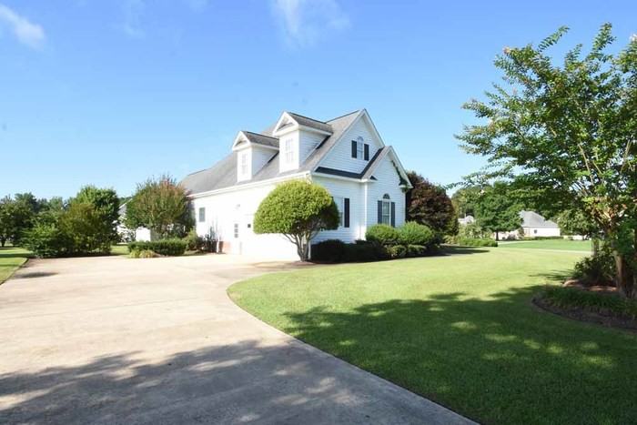 1129 Scarlet Oak Dr - Photo 2 of 40