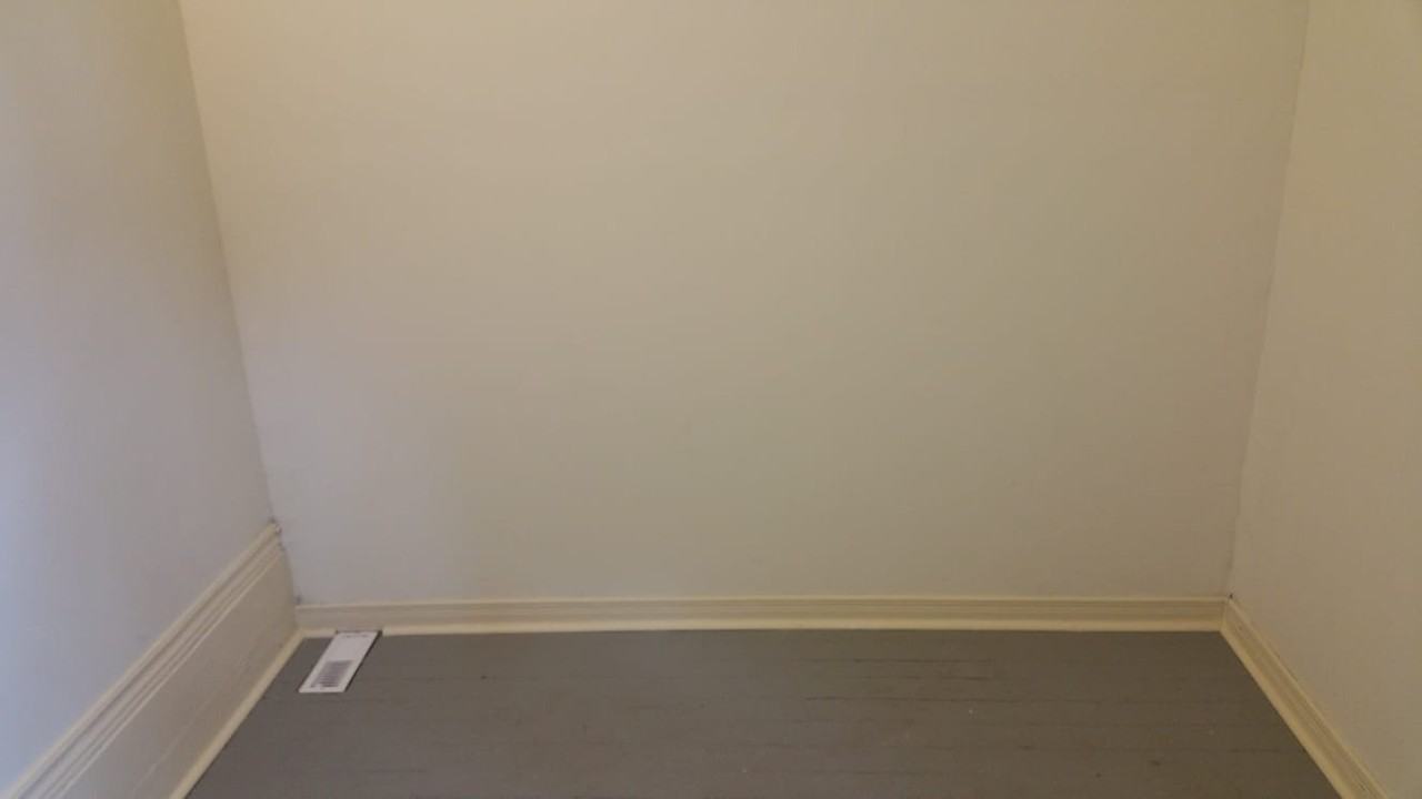 271 Dundas Street East - Photo 4 of 9