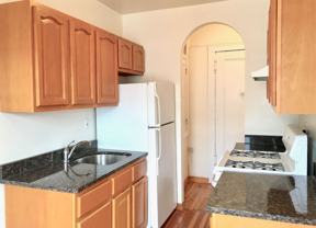33 86th St #4H - Photo 1 of 1