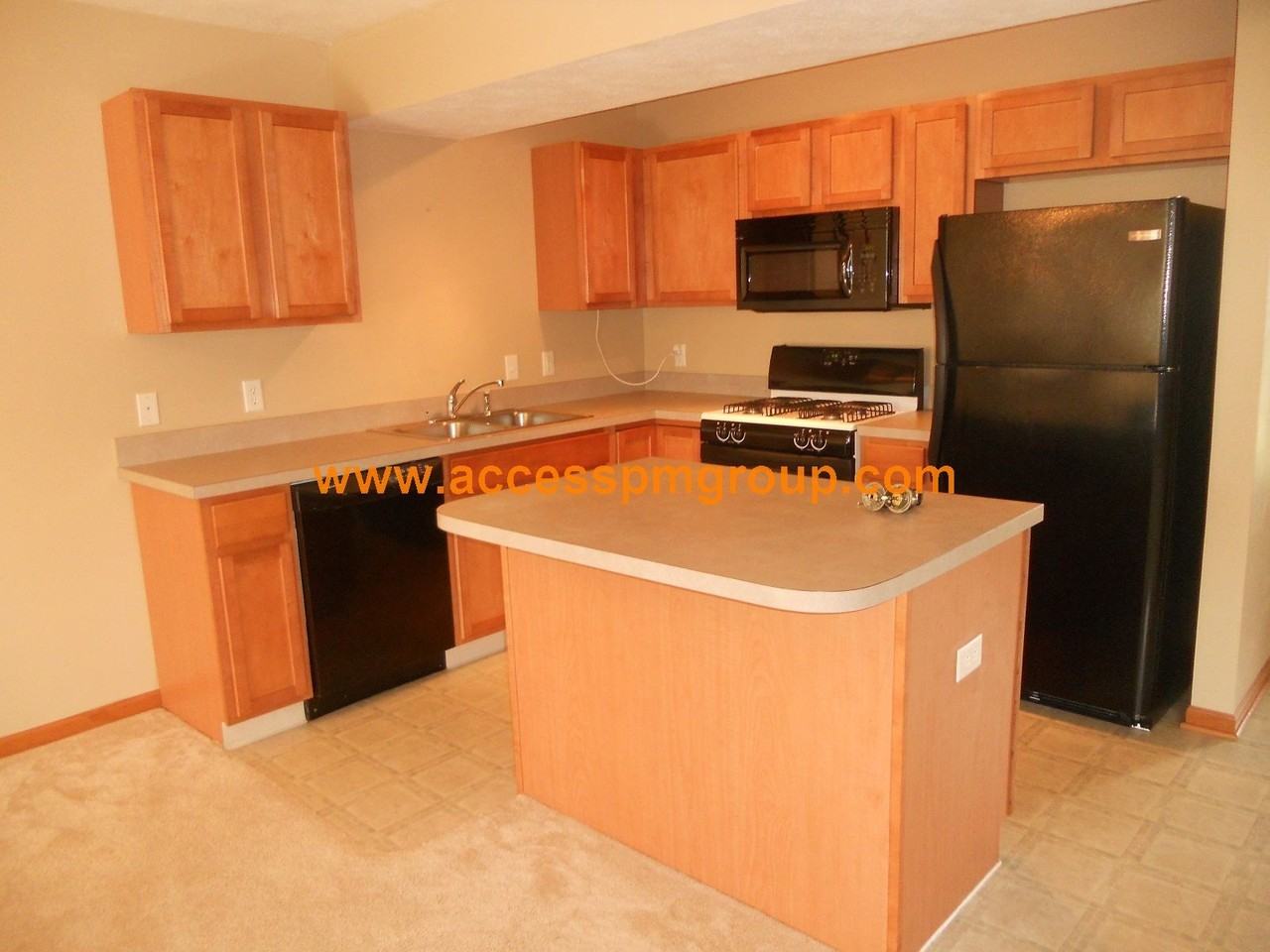 2159 Avalon View Dr - Photo 2 of 13