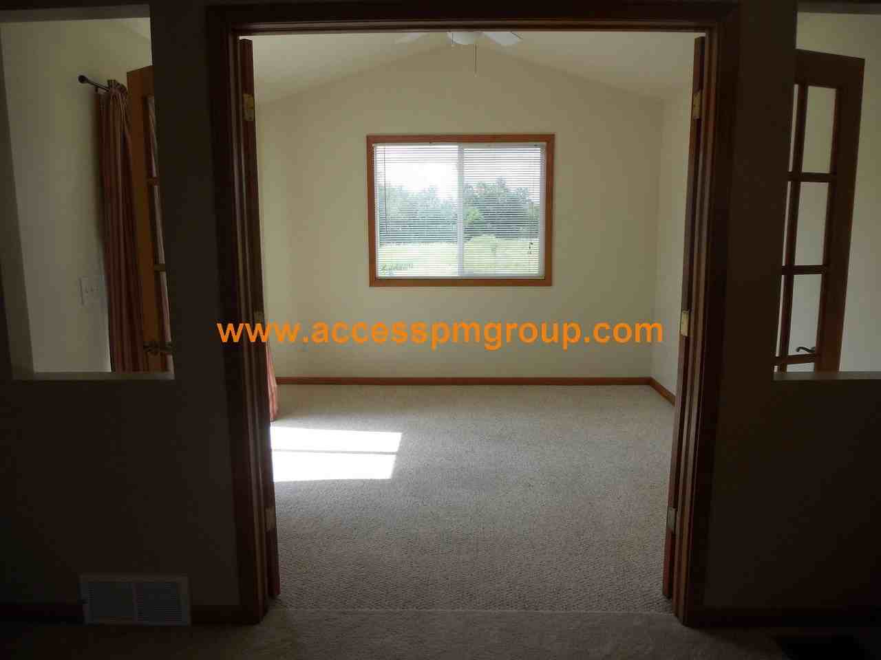 2159 Avalon View Dr - Photo 3 of 13