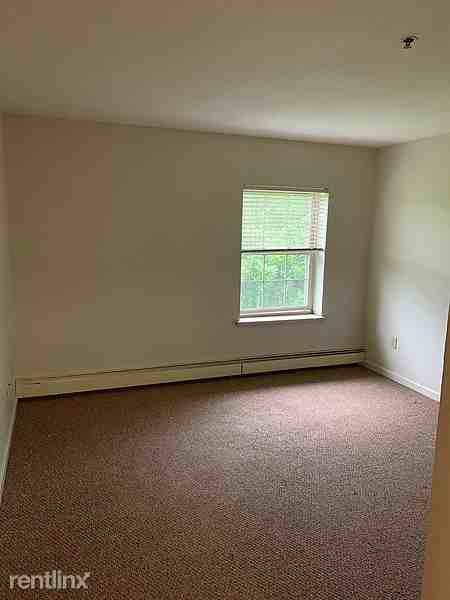 124 Port Watson Street - Photo 3 of 5