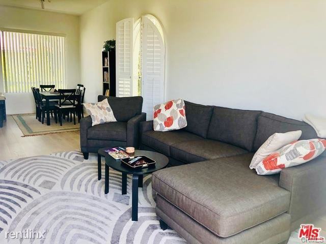 1653 Micheltorena St - Photo 2 of 3