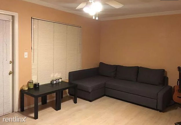 910 Duncan Ln - Photo 2 of 4