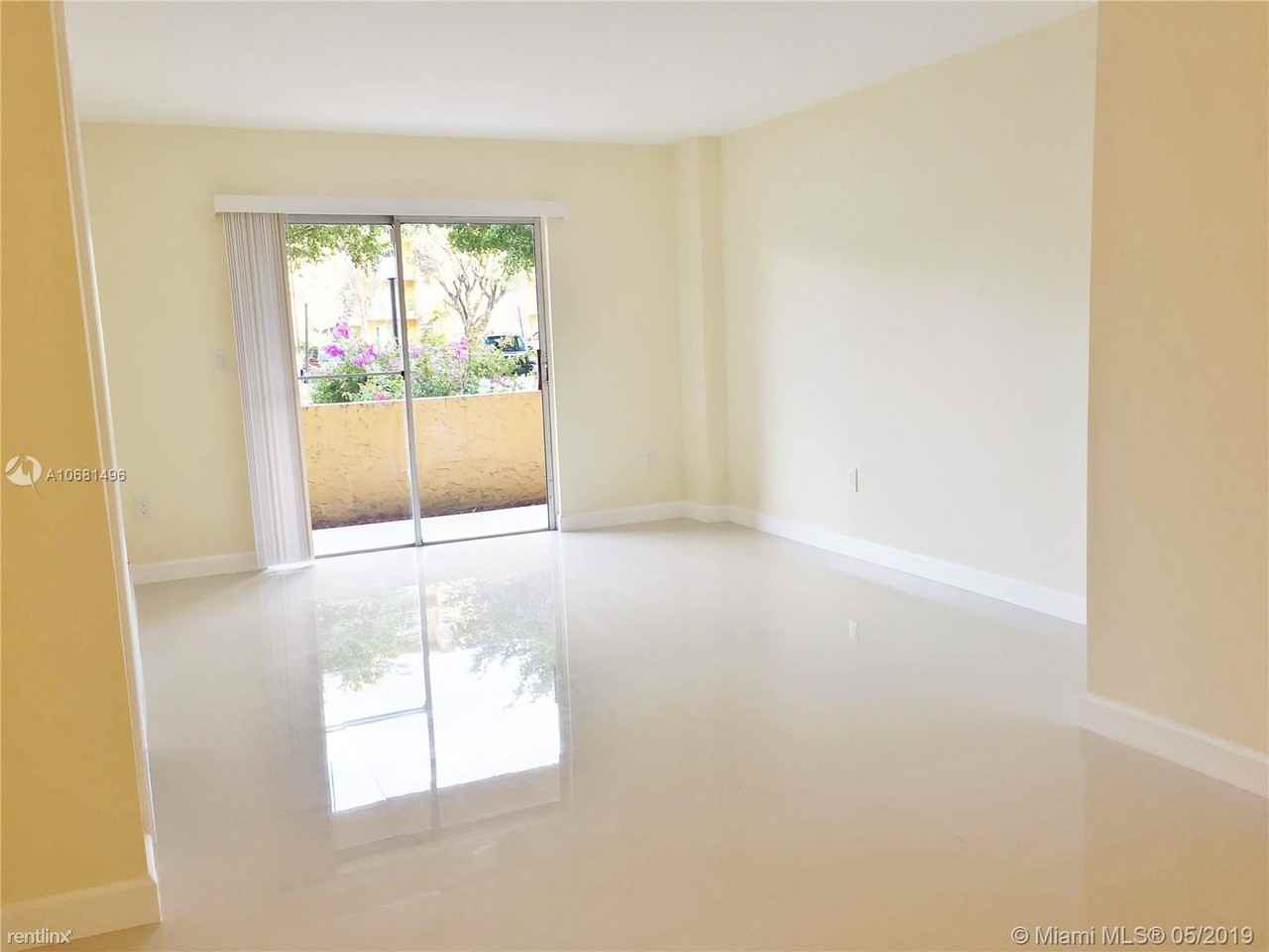 4801 NW 7th St - Photo 3 of 9