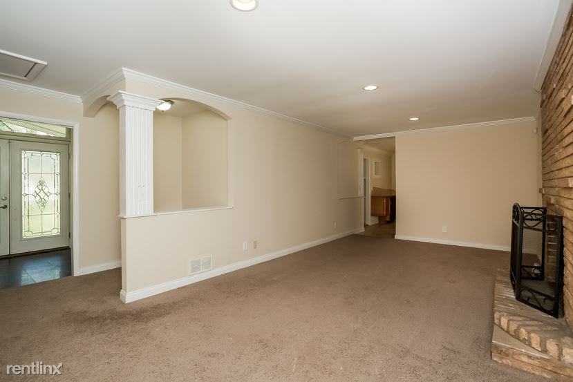 4203 Hapsburg Ct - Photo 3 of 20